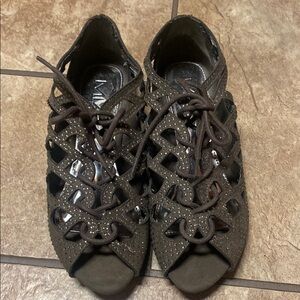 MIA Silver & Gray Metallic 6.5 Lace Up Flats Summer Retro Glittery